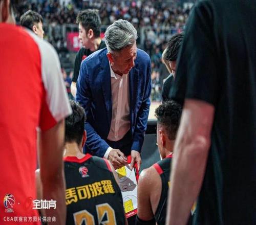 弗格获李根,盛赞,全面防守,欧亿体育官网,欧亿体育直播,体育赛事直播,足球直播