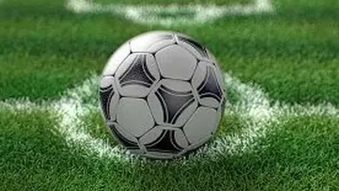 范爷酒店密会好友，戴口罩低调出行，病号服造型引人注目显憔悴